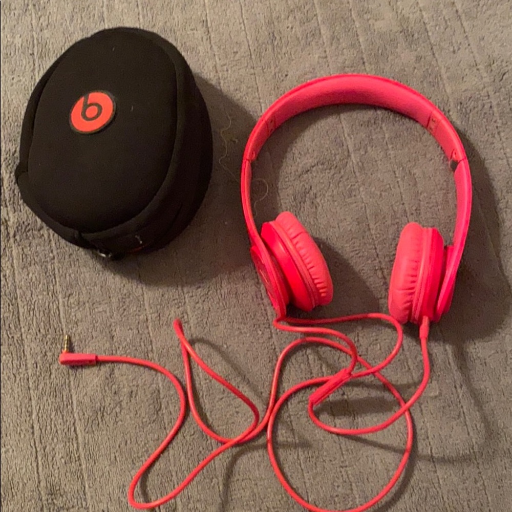 PINK BEATS HEADPHONES